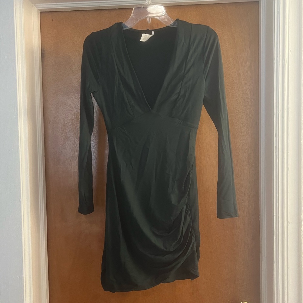 Windsor Women’s Dark Green Deep V-neck Long Sleeve Bodycon Mini Dress
